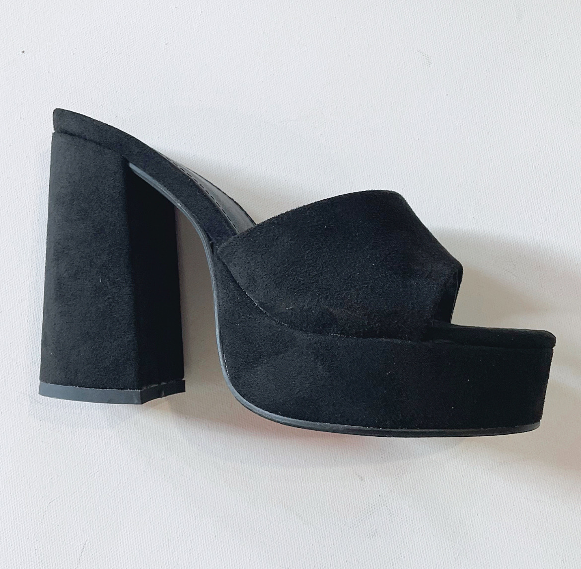 Ava Suede Platform 02