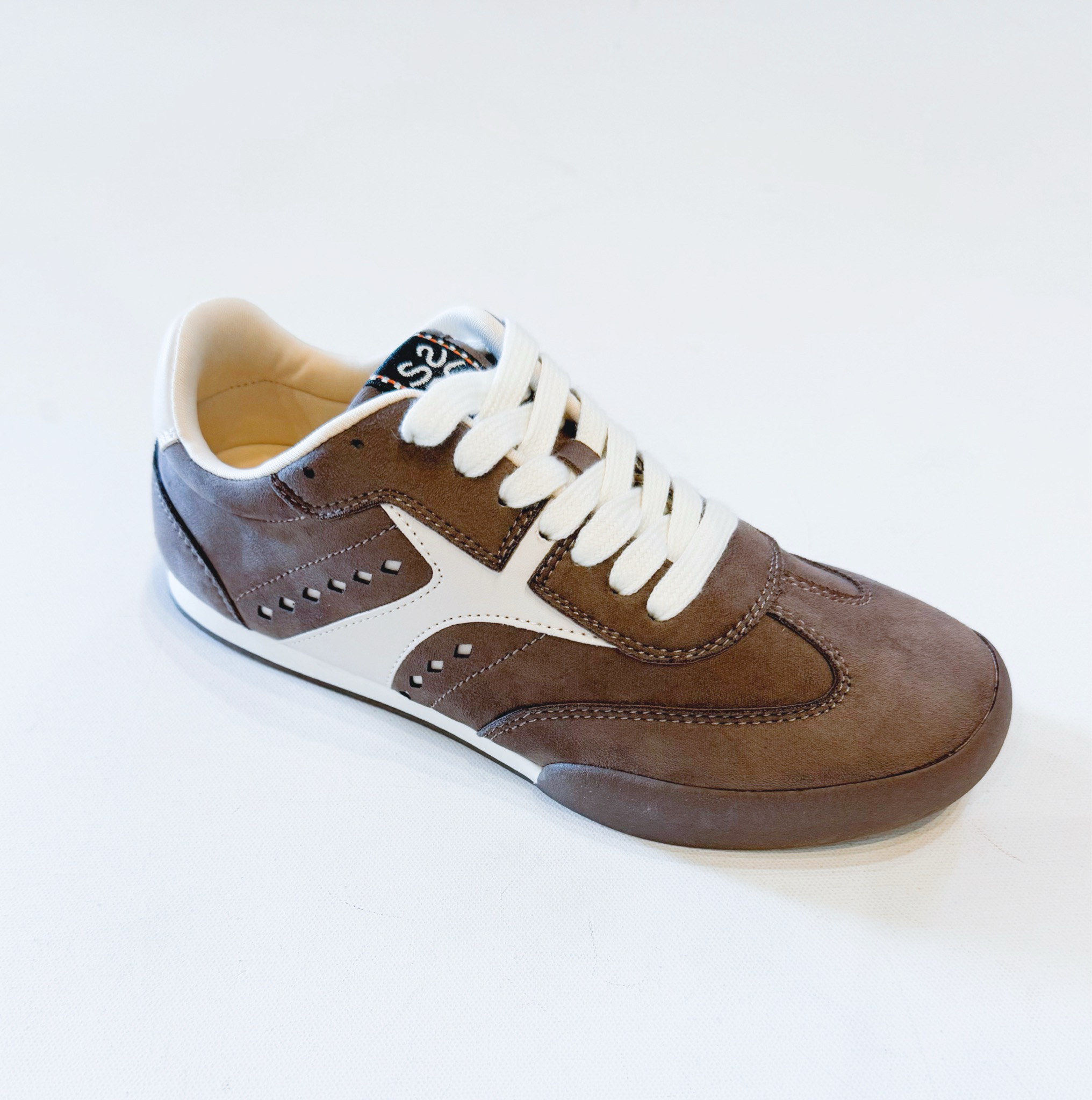 Super Sport Taupe Sneaker