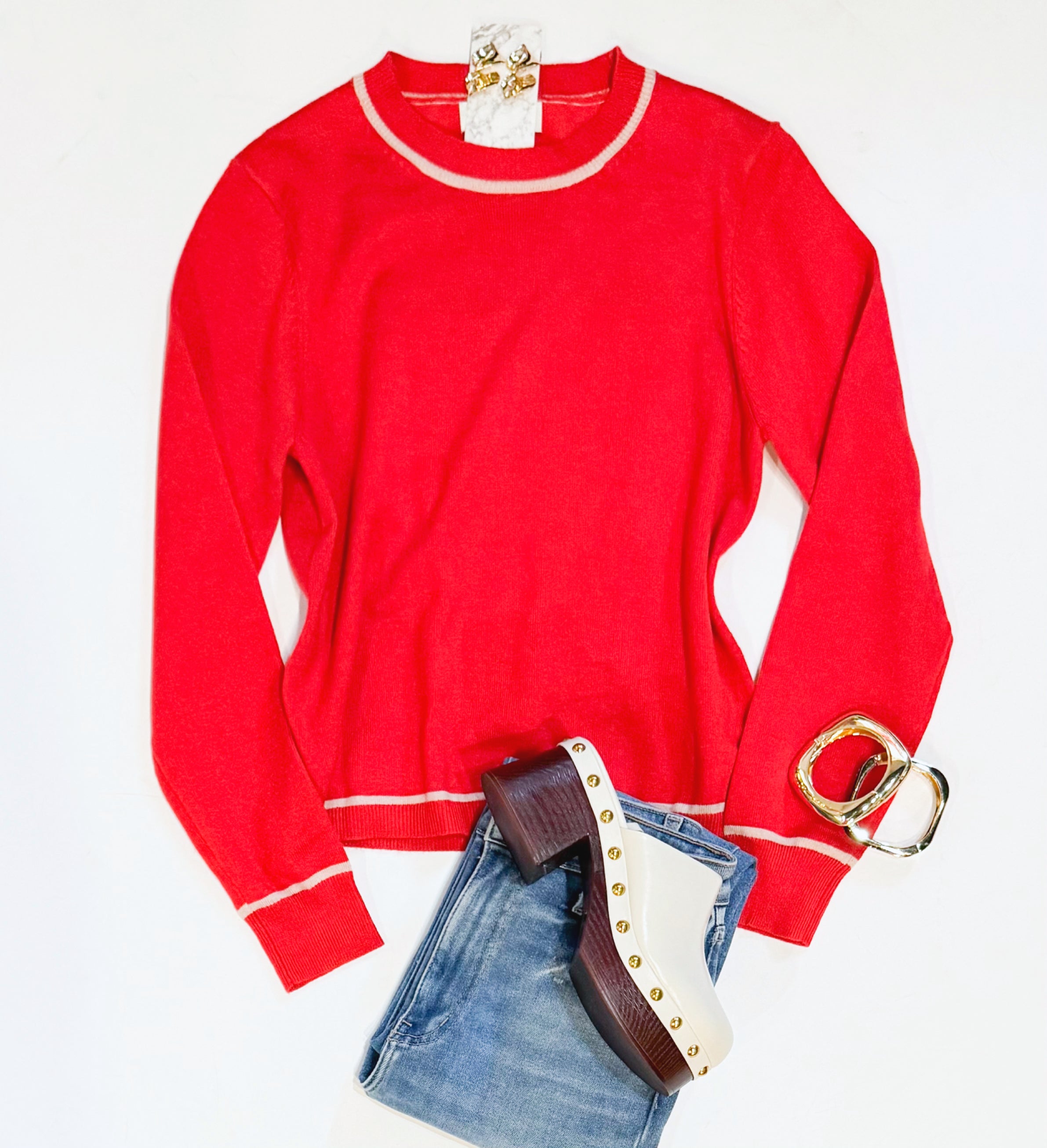 FESTIVE RED HOLIDAY SWEATER