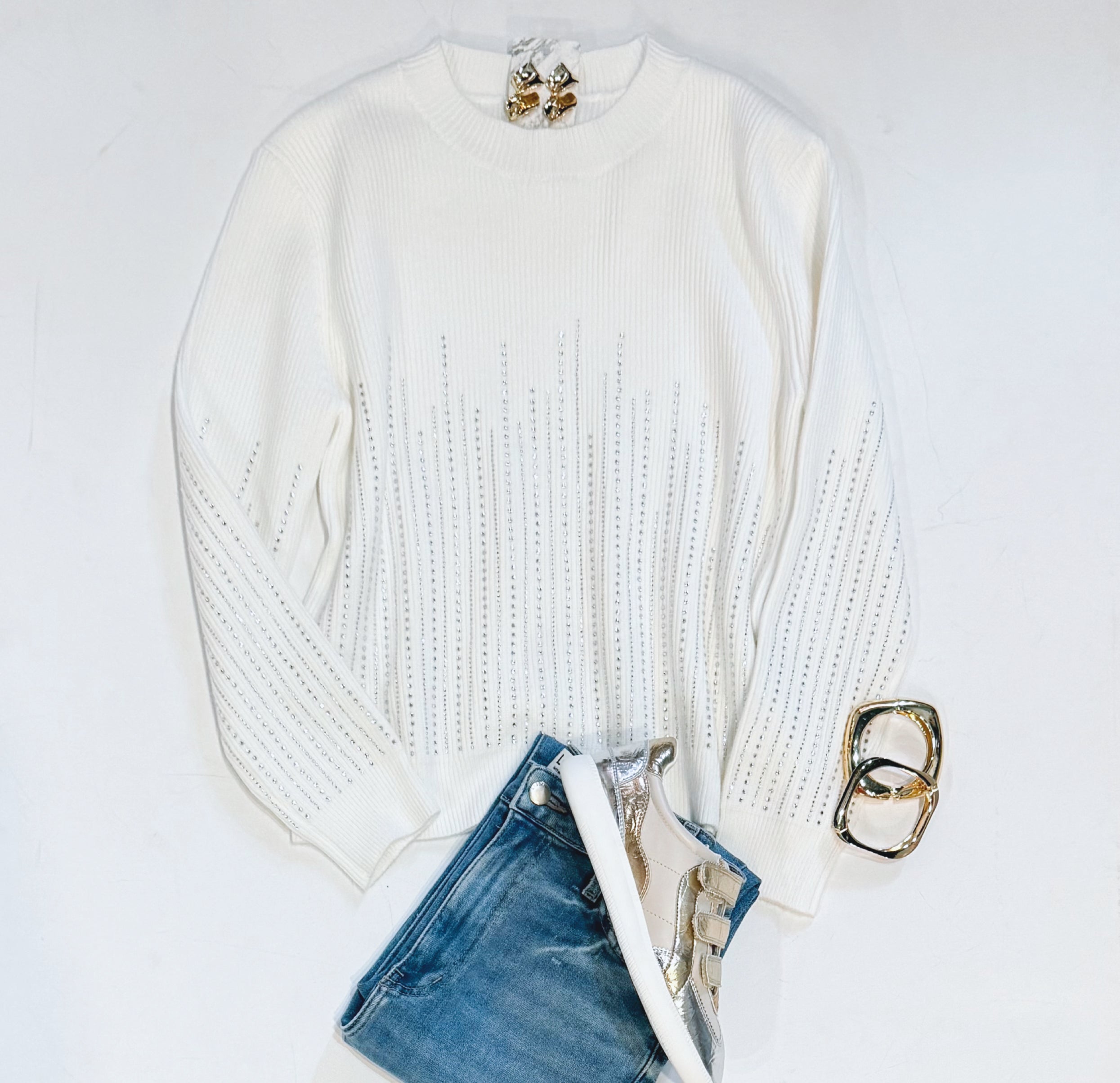 SPARKLE QUEEN HOLIDAY SWEATER