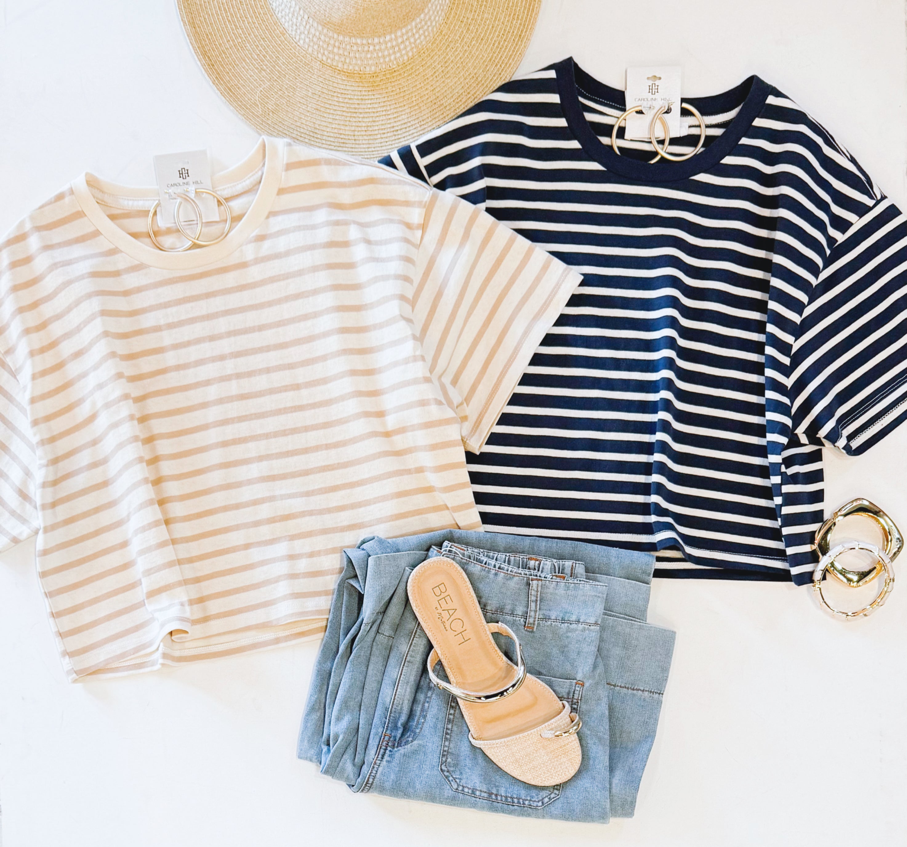 BEACHIN CROP TEE (NAVY)