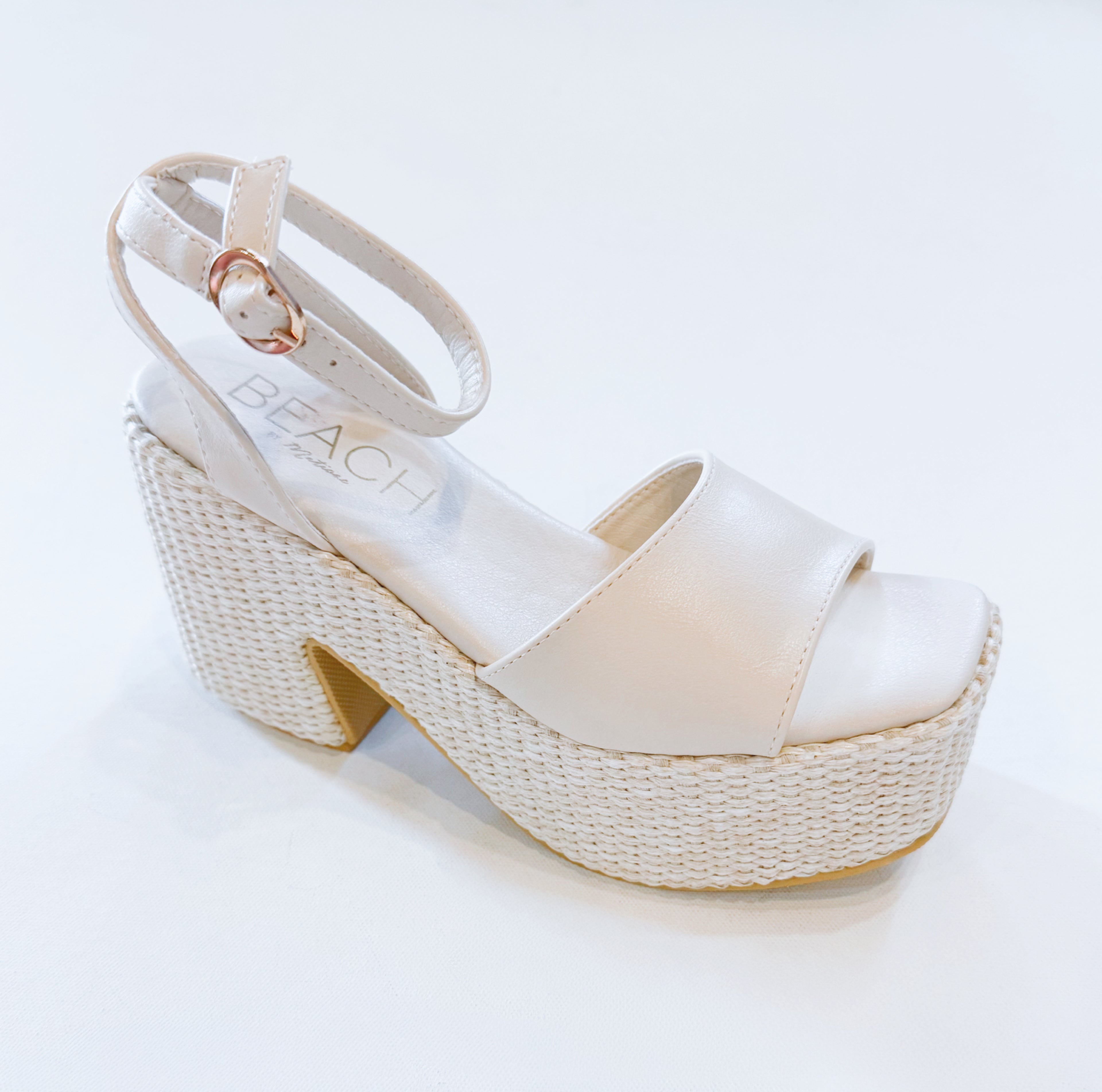 ARDEN SUMMER PLATFORM