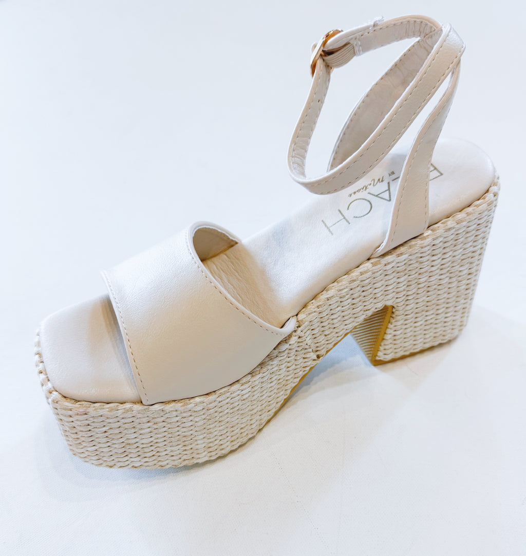 ARDEN SUMMER PLATFORM