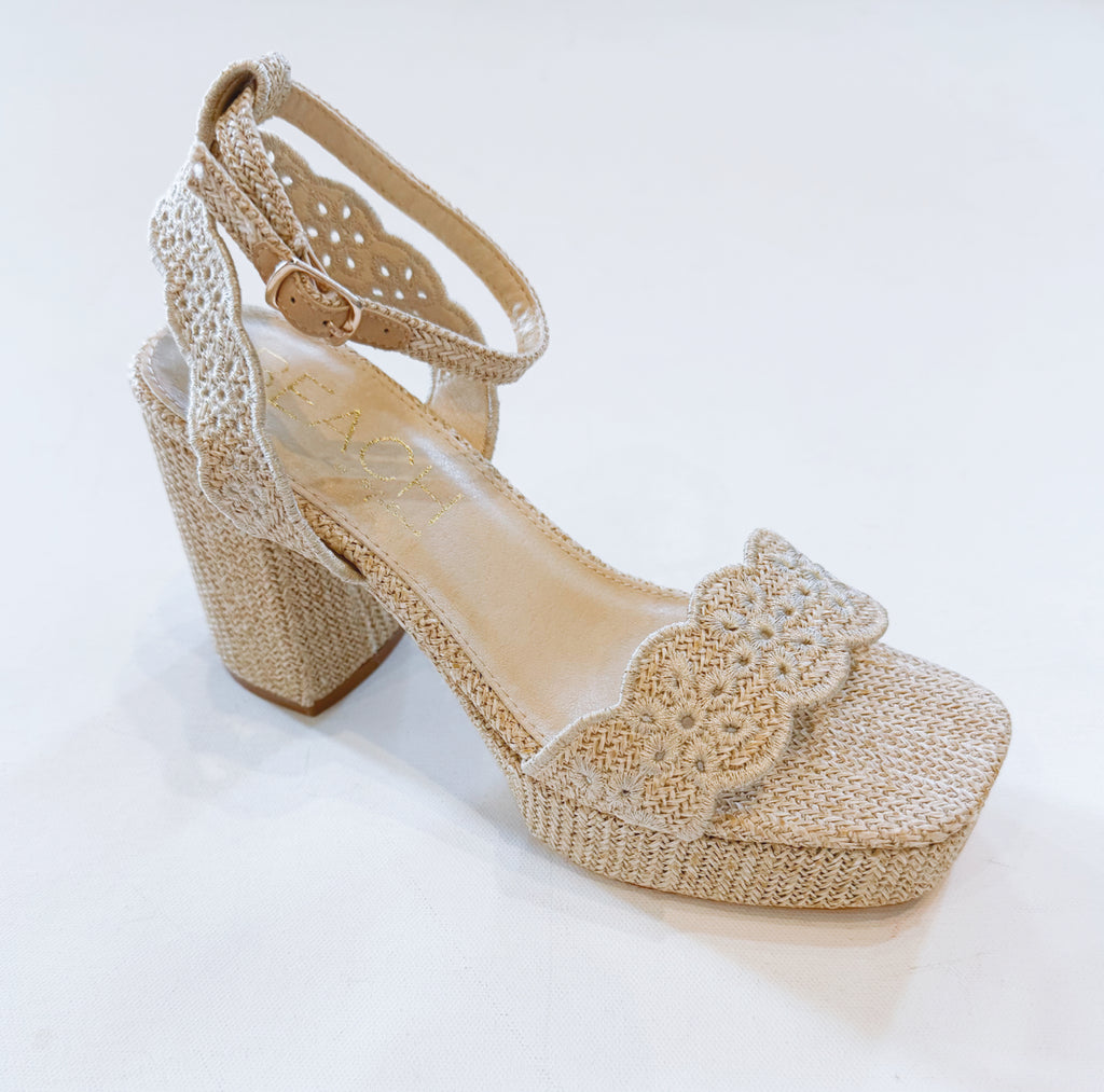 MAIDEN EYELET PLATFORM