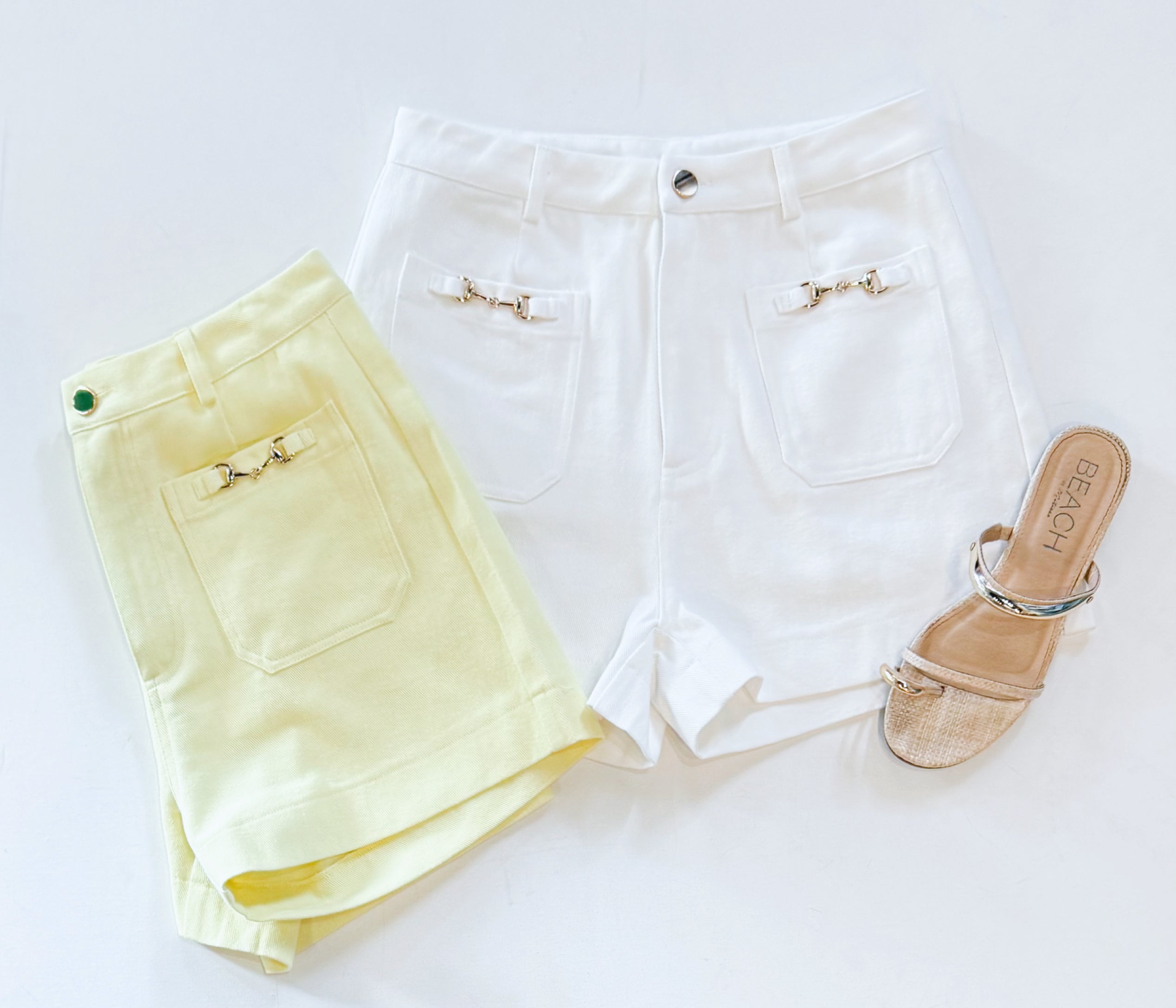 SADDLE UP DENIM SHORT (WHITE)