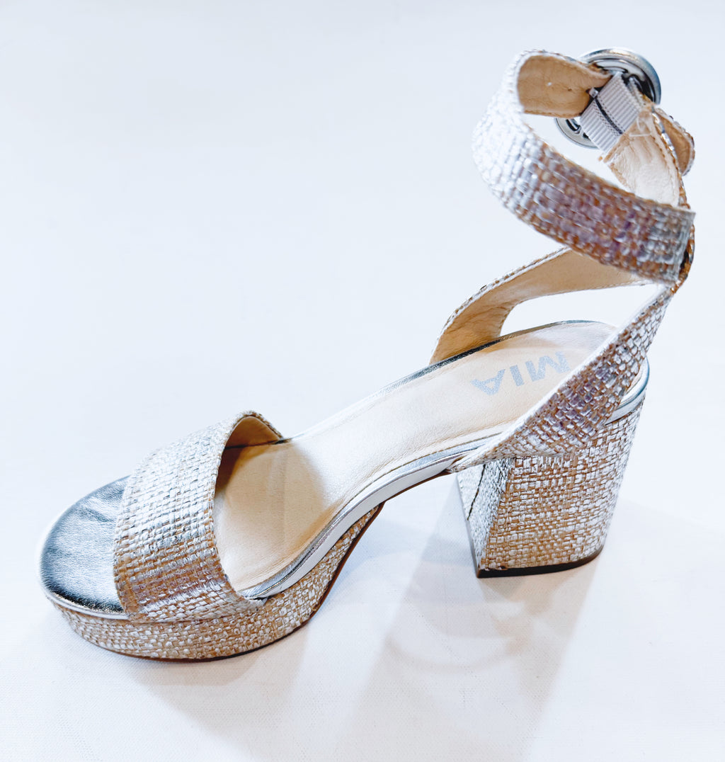 RENEE METALLIC PLATFORM