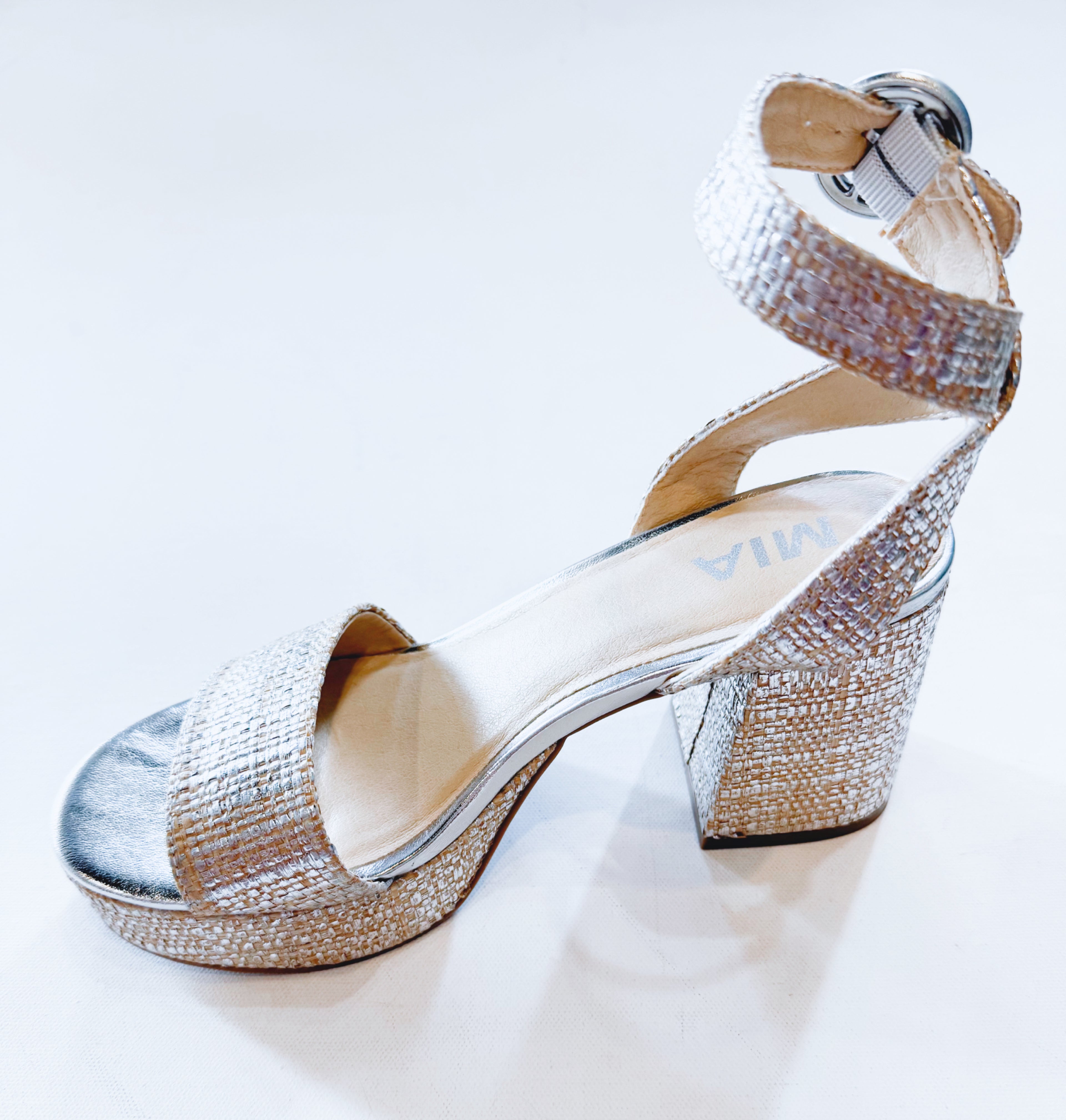 RENEE METALLIC PLATFORM