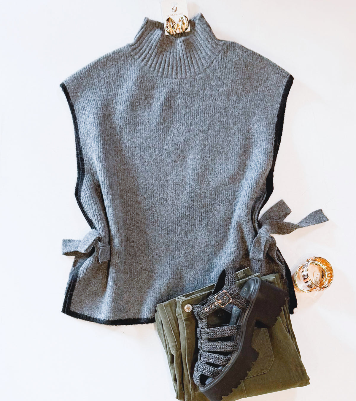 SIMPLICITY SLEEVELESS KNIT